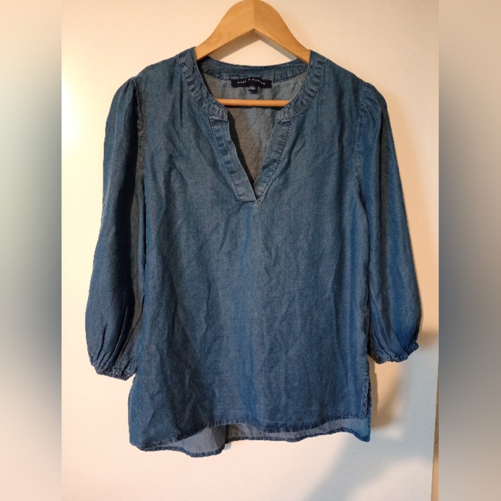 Alex & Parker Chambray Women's Top Size Small
